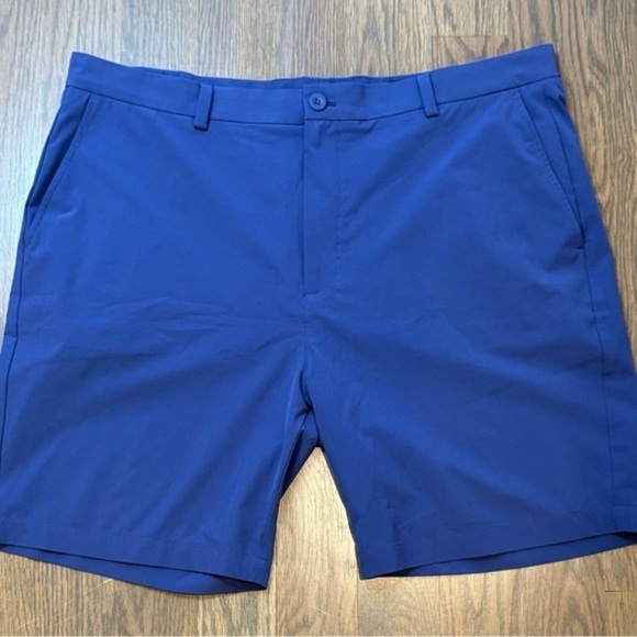 Vineyard Vines Performance Short Men 40 Blue Chino Breaker Golf Stretchy Hybrid - Picture 1 of 8